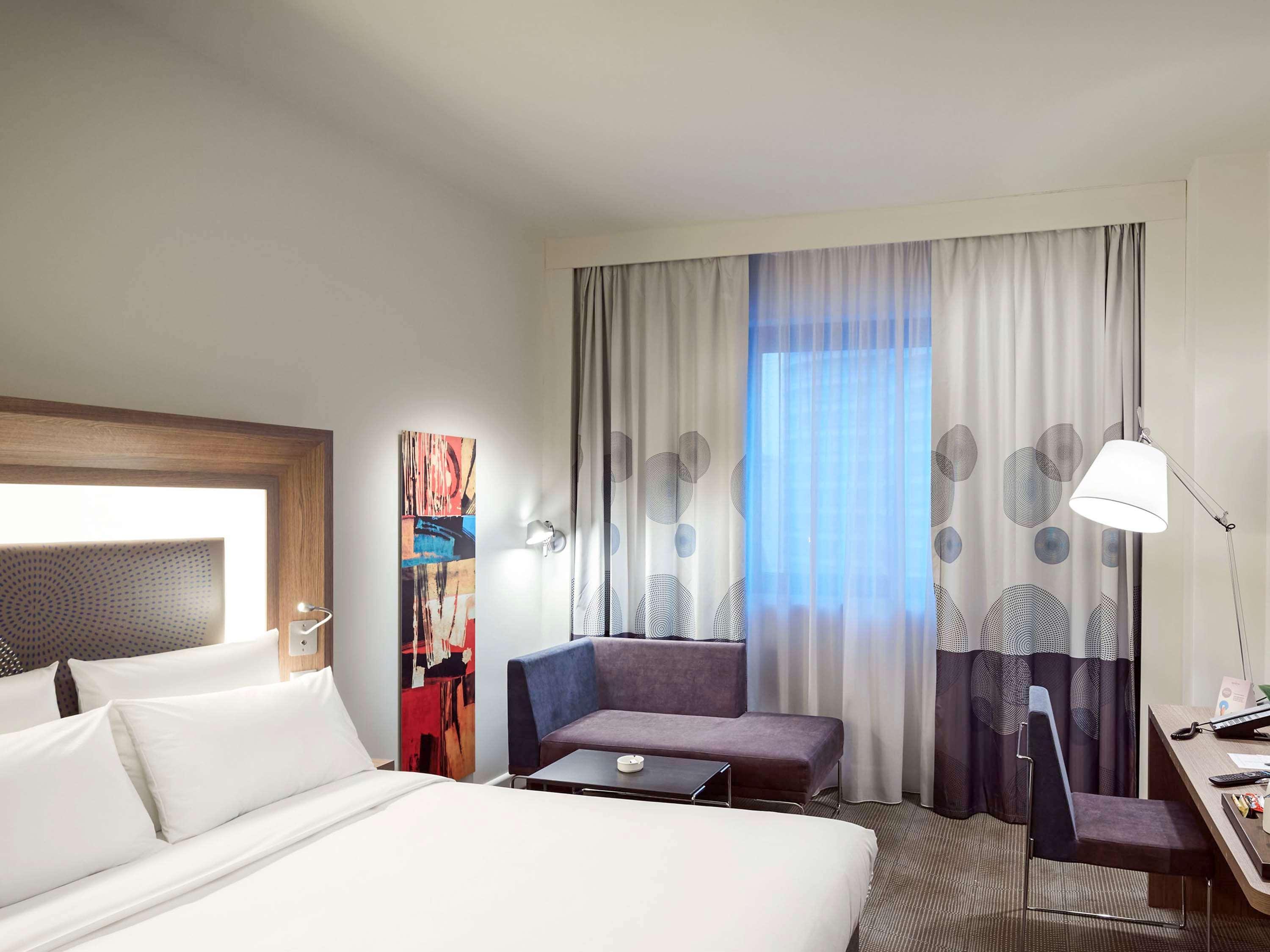 Novotel Коня Екстериор снимка