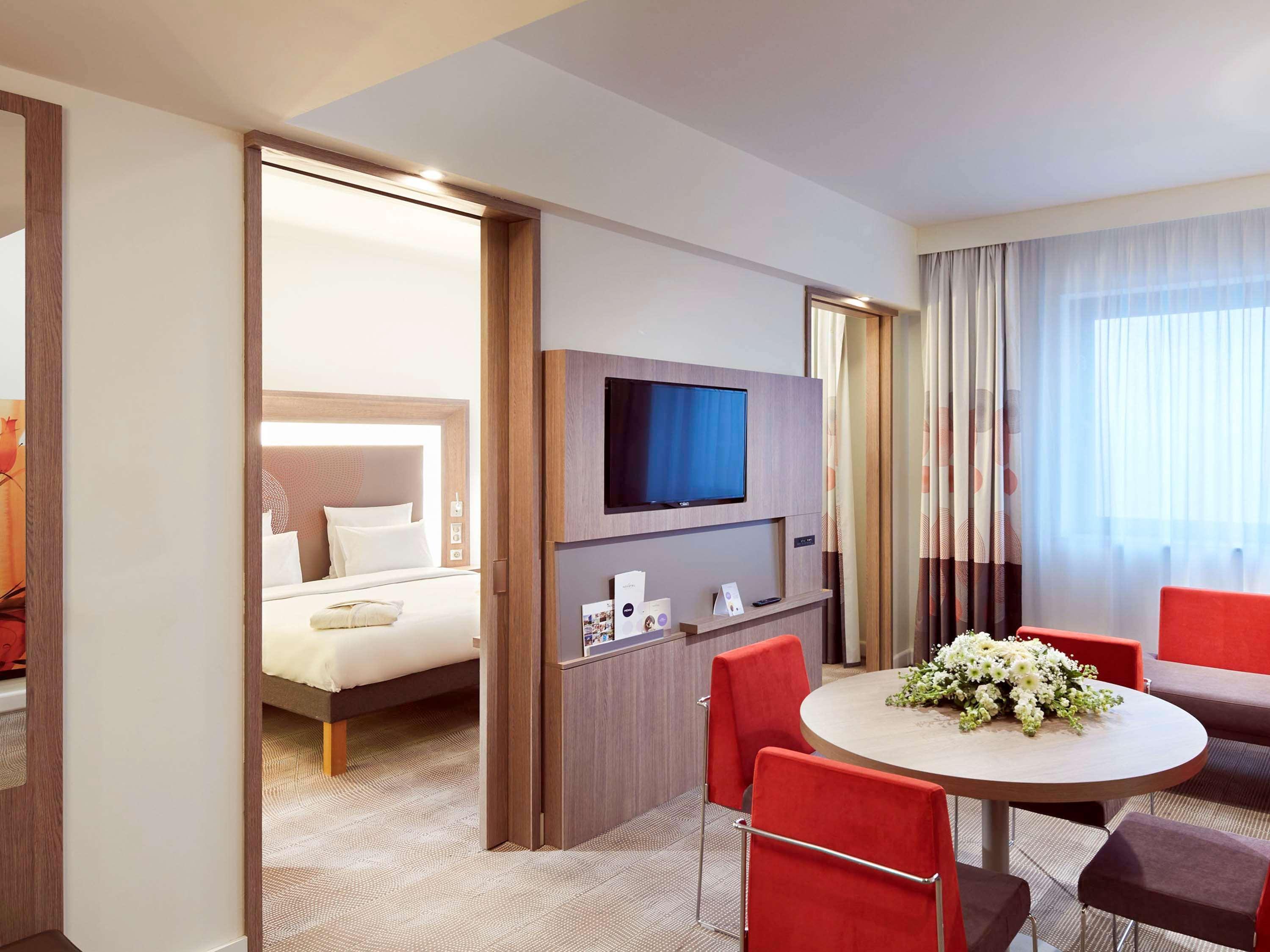 Novotel Коня Екстериор снимка